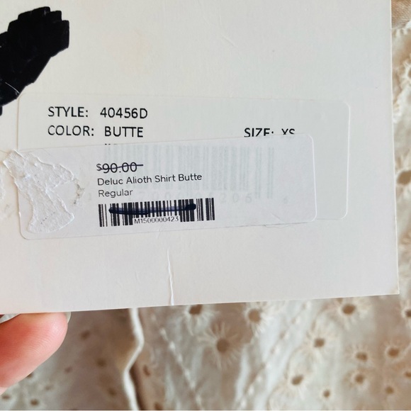 DELUC NWT Alioth Embroidered Eyelet Button Down Butter Cream - Picture 6 of 7